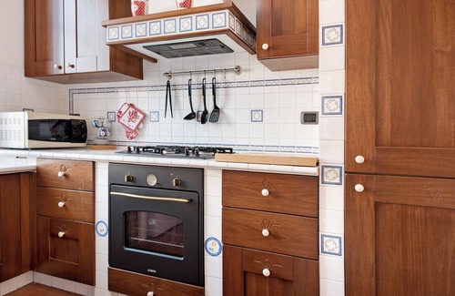 Chiavari Apartment | Apartment close to the Sea with Sea View & Wi-Fi