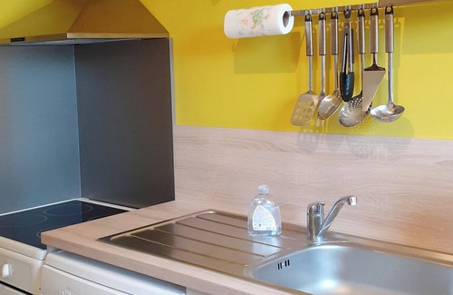 Caen City Centre Apartment | Apartment close to train station, port, restaurants and town center