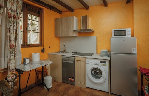 Ampudia Apartment | Apartment 'Colegiata' with Wi-Fi