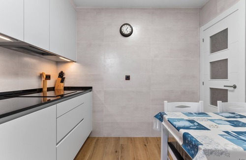 Arriondas Apartment | Apartment 'Comarca Del Sella' with Mountain View and Wi-Fi
