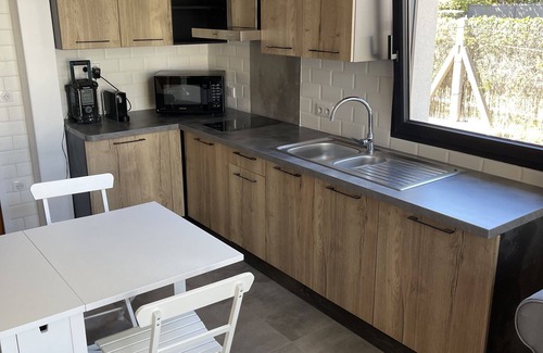 Gujan-Mestras Apartment | Apartment-Comfort-Ensuite with Bath-Terrace-Meublée de tourisme