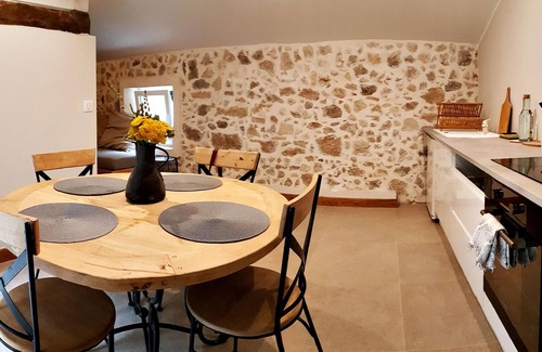 Saint-Jeannet Apartment | Apartment-Comfort-Ensuite-Garden view