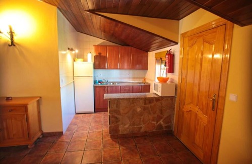 La Iruela Apartment | Apartment 'Cortijo el Lerele' with Mountain View, Pool, Terrace & Wi-Fi