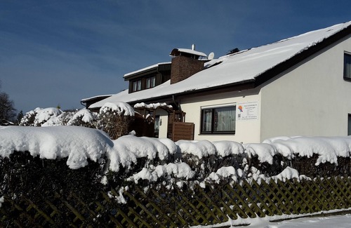 Bleichstetten Apartment | Apartment 'Cosima' with Shared Terrace, Shared Garden and Wi-Fi