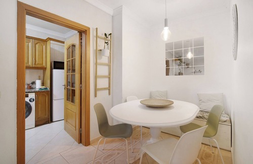 Sao Clemente Apartment | Apartment 'Cozy Nest' with Wi-Fi and Air Conditioning
