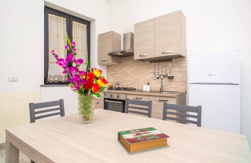 Randazzo Apartment | Apartment "Da Nonna Lina - Ascanio" with Terrace