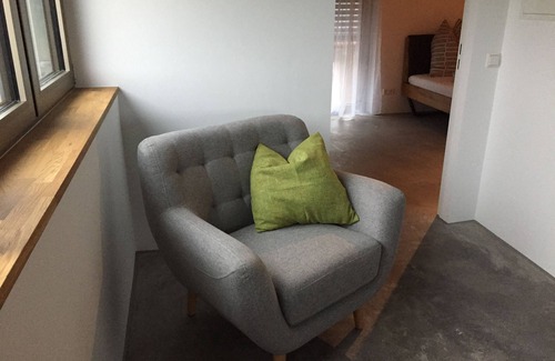 Freiburg im Breisgau Apartment | Apartment 'Chardonnay' with Balcony and Wi-Fi