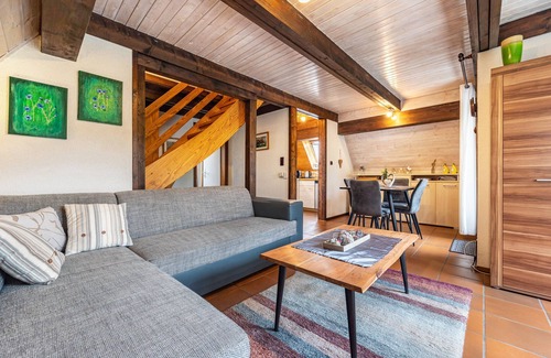 Hollern House | Apartment 'Ferienhaus Elbidylle' with Private Terrace, Private Garden and Wi-Fi