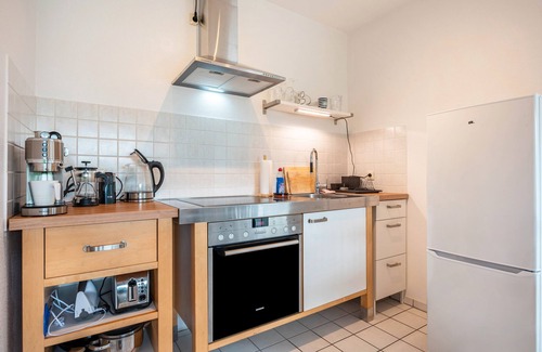 Wremen Apartment | Apartment 'Sonne, Wind Und Wetter' with Balcony