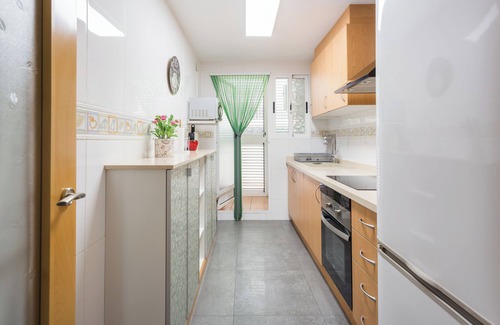 Xeraco Beach Apartment | Apartment 'Delfines' with Private Pool, Private Terrace and Wi-Fi