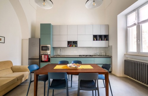 Galatina Historic Centre Apartment | Apartment 'Dell'Arco' with Wi-Fi and Air Conditioning