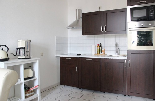 Zentrum-Nord Apartment | Apartment-Deluxe-Private Bathroom-Kurt Schumacher Str.21