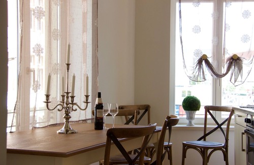 Zentrum-Nord Apartment | Apartment-Deluxe-Private Bathroom-Pfaffendorfer Str. 1