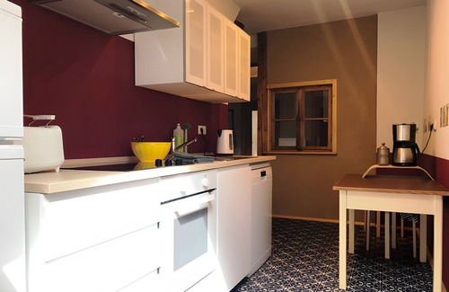 Krippen Apartment | Apartment 'Denkmal An Urlaub' with Mountain View, Shared Garden and Wi-Fi