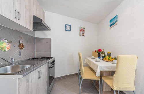 Kanfanar Apartment | Apartment Dida Sime with Whirlpool