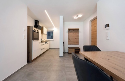 Fortezza Apartment | Apartment 'Dinaro Suite - Sauna, Garden' with Mountain View, Private Terrace and Wi-Fi