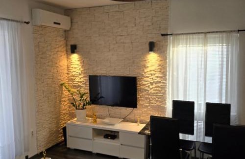 Lastva Grbaljska Apartment | Apartment Djordje Budva-Jaz