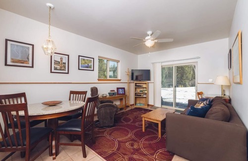 Haines House | Apartment Dolphin House
