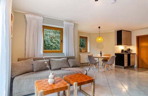 Inzigkofen Apartment | Apartment 'Donauliebe' with Private Terrace, Shared Garden and Wi-Fi