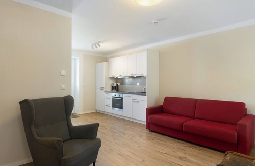 Balve Apartment | Apartment 'Donnerhall' with Private Terrace, Shared Garden and Wi-Fi