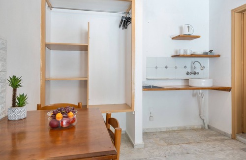 Kalymnos Town Apartment | Apartment 'Double Room No 5' with Mountain View, Wi-Fi and Air Conditioning