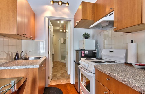Quartier des Spectacles Apartment | Apartment downtown Montreal #4H