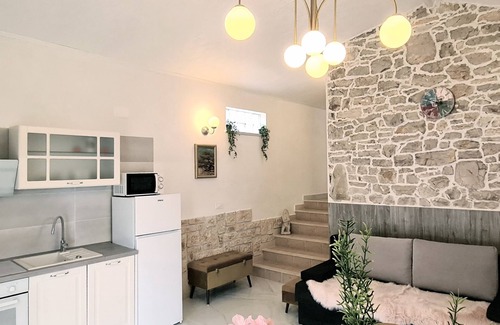 Vela Luka Resort | Apartment "Dream"in a villa with private enter, terrace, garden, swimmig pool.