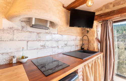 Olba Apartment | Apartment 'Duende' with Mountain View, Balcony and Air Conditioning