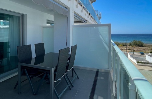 El Morche Apartment | Apartment "Dunas de Marivillas" with Sea View, Shared Pool & Wi-Fi