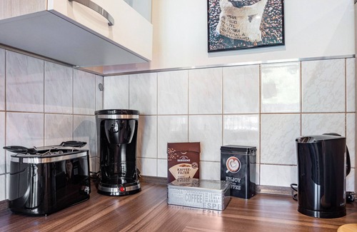 Bernbeuren Apartment | Apartment 'Echerschwang1' with Shared Garden, Balcony and Wi-Fi