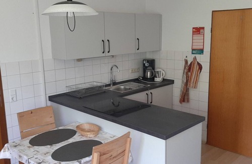 Marburg Apartment | Apartment Eckhardt - quiet apartment (42 sqm) with forest view