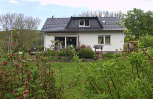 Edertal Apartment | Apartment Ederufer
