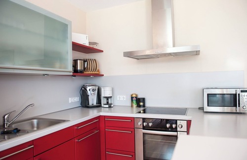 Vorderlanersbach Apartment | Apartment Eggerfeld with winter garden, ski-in ski-out