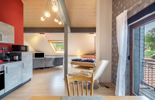 Schotten Apartment | Apartment 'Elkes Ferienappartment' with Shared Garden, Balcony and Wi-Fi