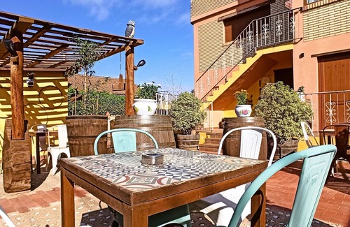 Abalos Apartment | Apartment 'El Guardaviñas Centenales' with Mountain View, Shared Terrace and Wi-Fi