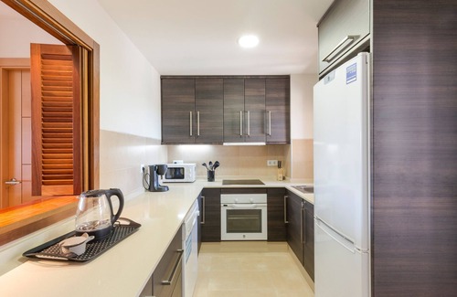 Fuente Alamo de Murcia Apartment | Apartment 'El Oasis Martinica 4 2 B' with Mountain View, Wi-Fi and Air Conditioning