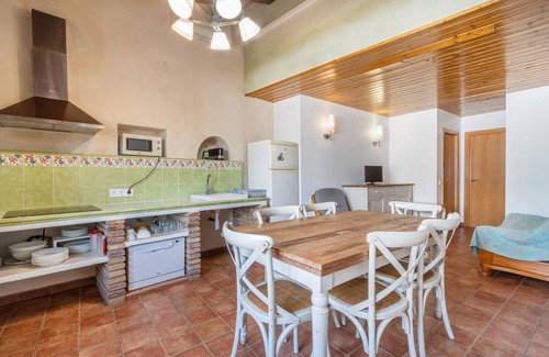 Bellestar Apartment | Apartment 'El Pedregal' with Mountain View, Wi-Fi and Air Conditioning