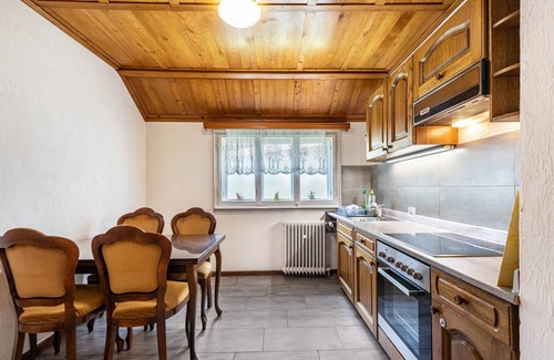 St. Blasien Apartment | Apartment "Ela Vital" with Shared Garden & Wi-Fi