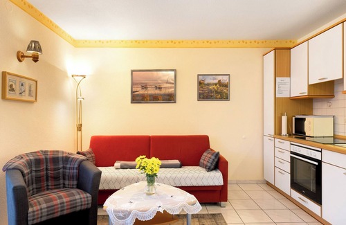 Doese Apartment | Apartment 'Elbstrom Wohnung 24' with Balcony and Wi-Fi