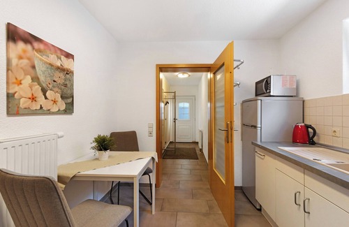 Muensingen Apartment | Apartment 'Emilia, 36qm' with Private Terrace and Wi-Fi