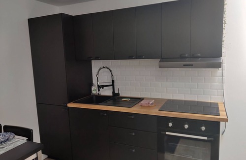 Vitre Apartment | Apartment EMILIA Downtown room bed 160cm Balcony WIFI Coffee and tea