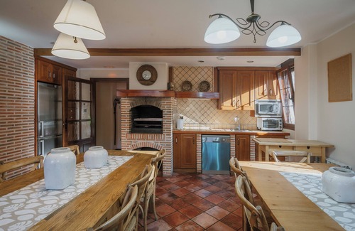 Hontoria del Pinar House | Apartment 'Entrada Rio Lobos Grande' with Mountain View, Private Terrace and Wi-Fi