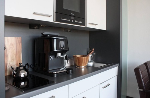 Zentrum-Suedost Apartment | Apartment-Ensuite with Shower-Balcony