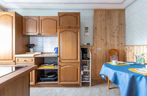 Hennstedt Apartment | Apartment 'Erholung Pur' with Balcony and Wi-Fi