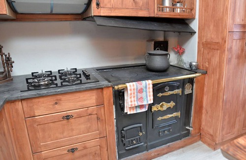 La Pobla de Lillet Apartment | Apartment