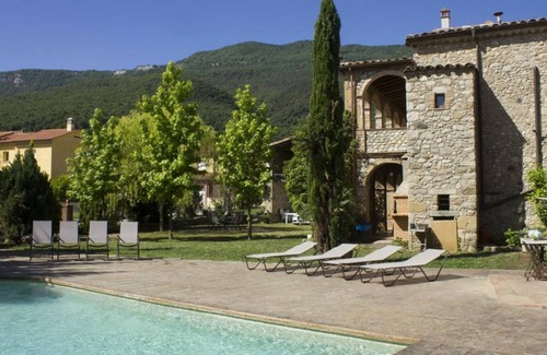 Les Planes d'Hostoles Apartment | Apartment with Balcony