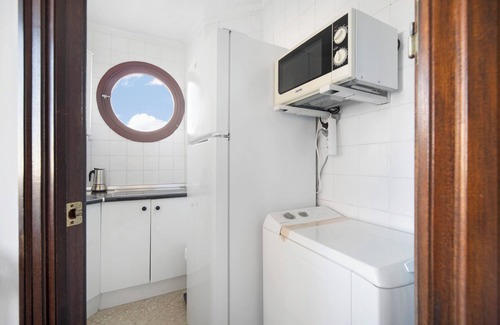 Sanlucar de Barrameda Apartment | Apartment "Sol y mar" with Balcony & A/C