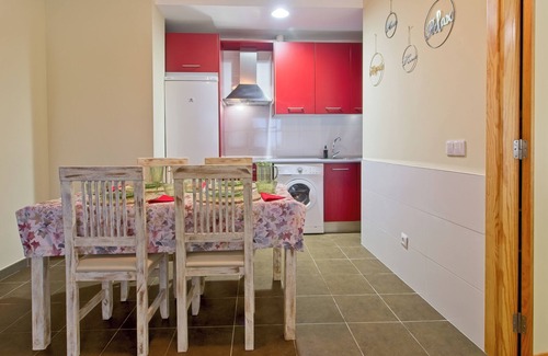 Sardon de los Frailes Apartment | Apartment 'Sardón De Los Frailes' with Shared Pool, Shared Garden and Wi-Fi