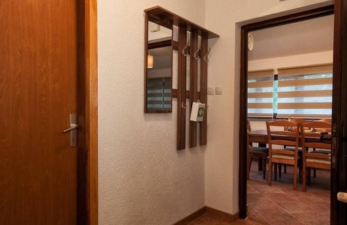 Dreznik Grad Apartment | Apartment Escape smjesten je 10km od Nacionalnog parka Plitvicka jezera, u malom