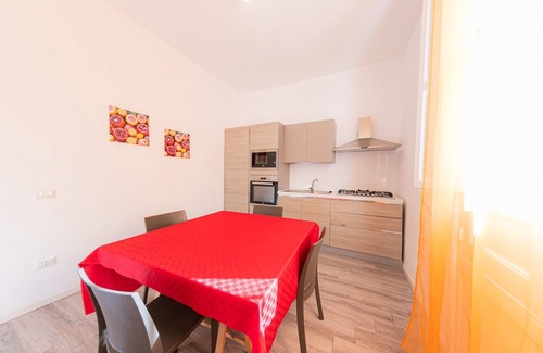 Old Town Apartment | Apartment 'Ester' close to the Beach with Balcony & Wi-Fi